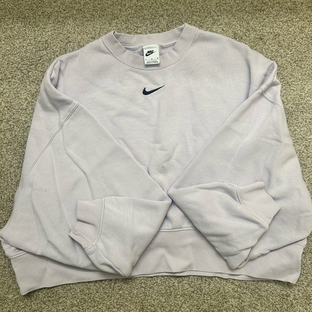 Nike Women’s Light Purple Sweater